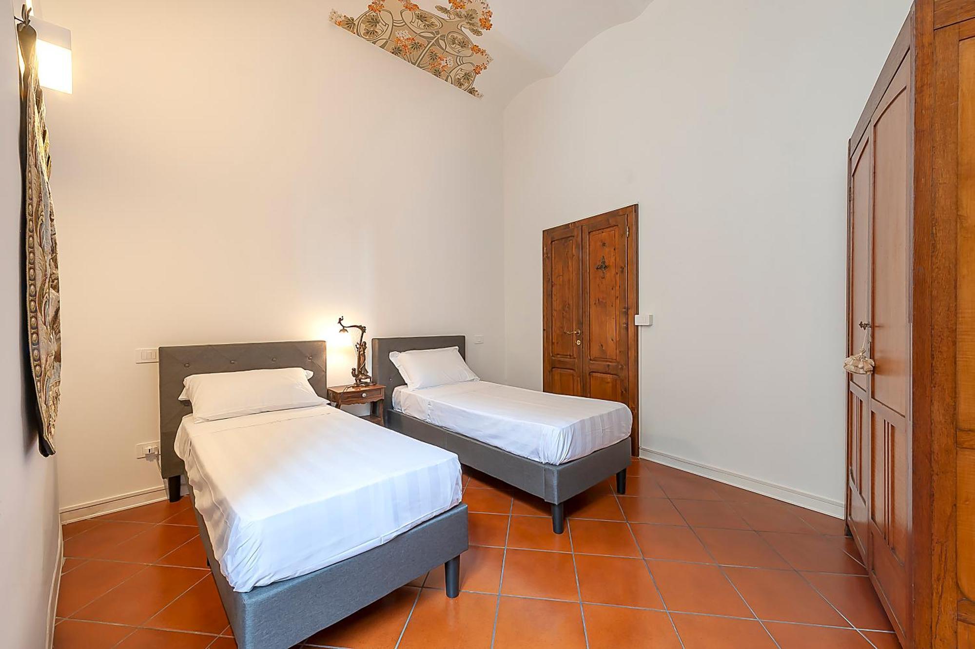 La Loggia Di Portica Residenza Storica Nel Centro Di