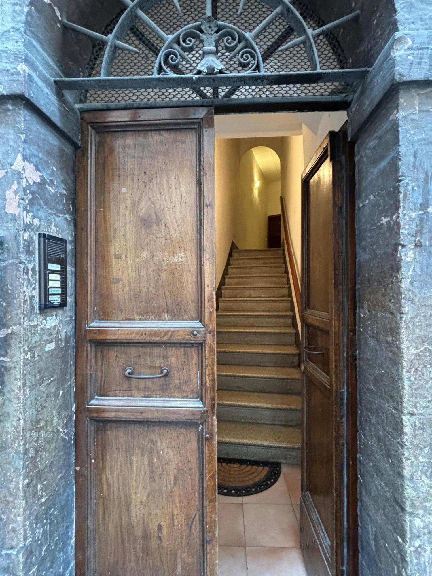 La Loggia Di Portica Residenza Storica Nel Centro Di * Assisi